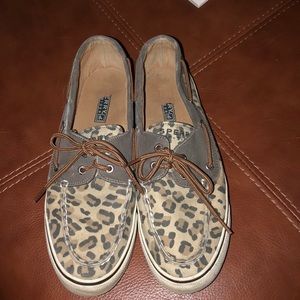 Sperry  topsider leopard print shoes size 8
